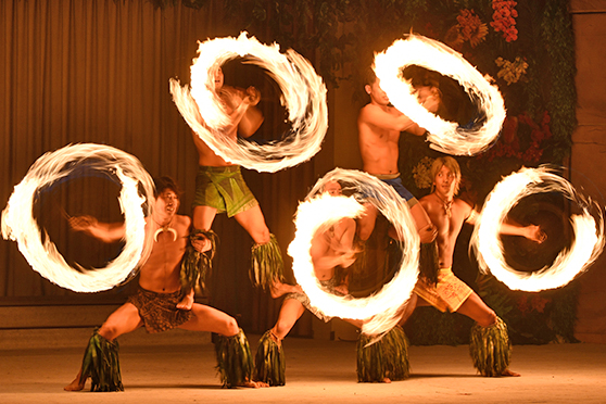 ハワイアンズのファイヤーナイフダンス「シバオラ」 新ショー始まる